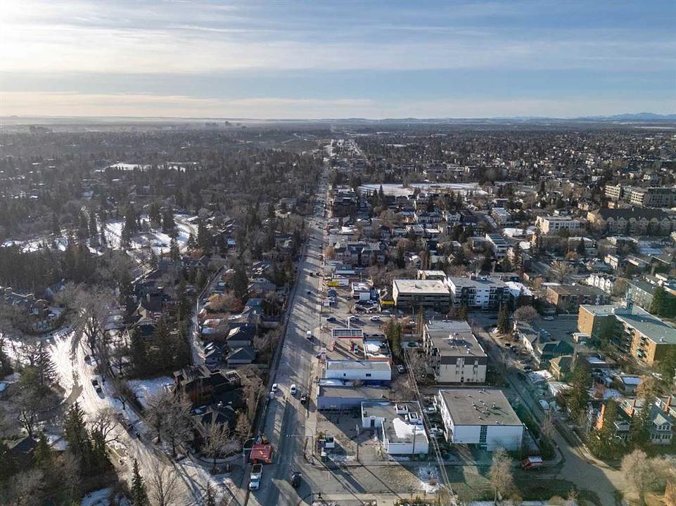 2615 14 Street Southwest, Calgary, AB