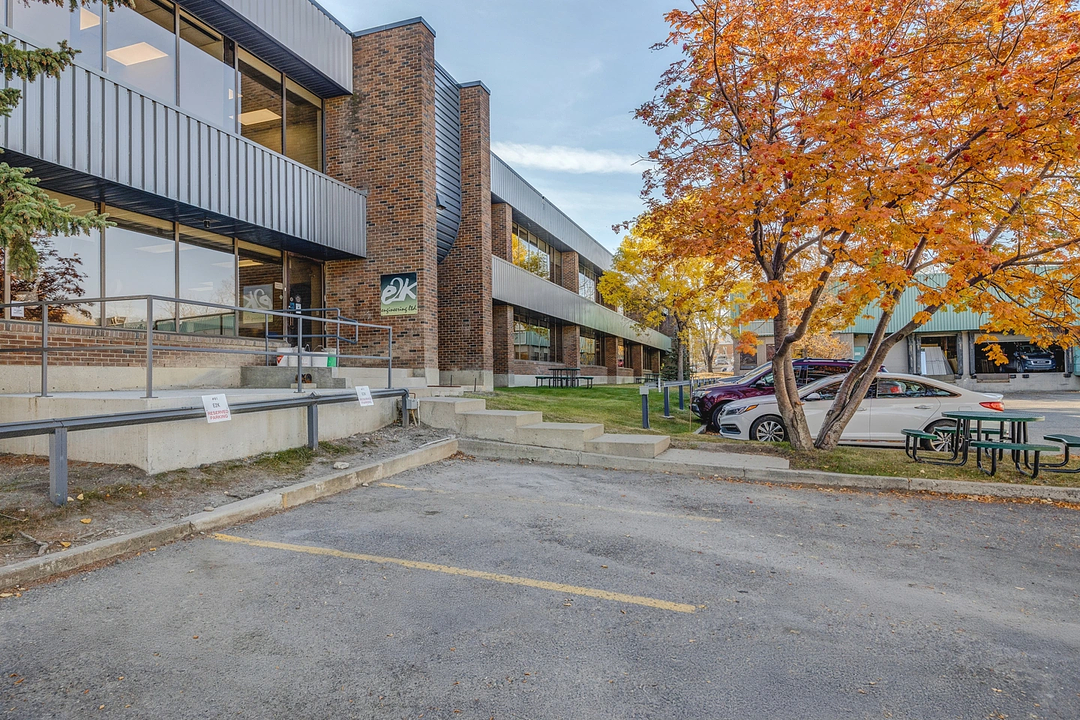 150C - 550 71 Avenue Southeast, Calgary, AB