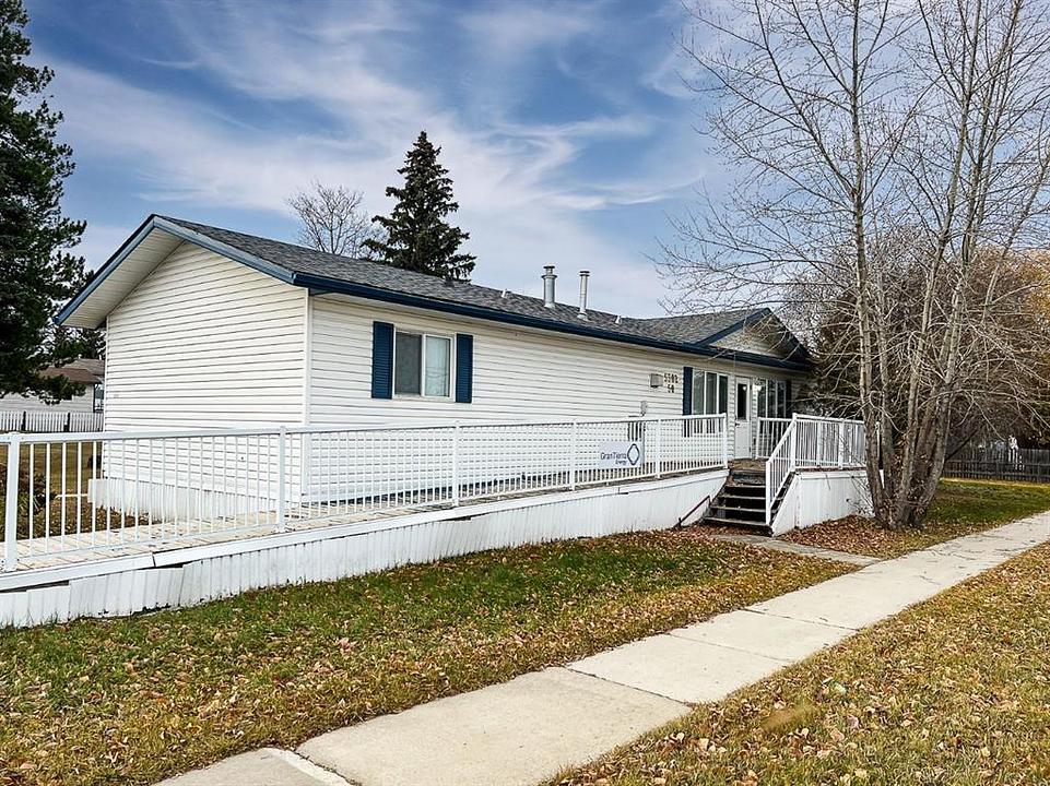 5302, 5304 & 5306 50 Avenue, Valleyview, AB