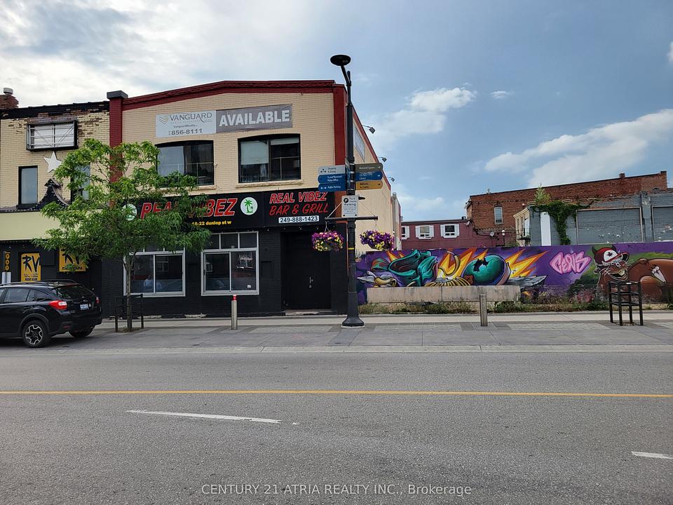 22 Dunlop Street West, Barrie, ON