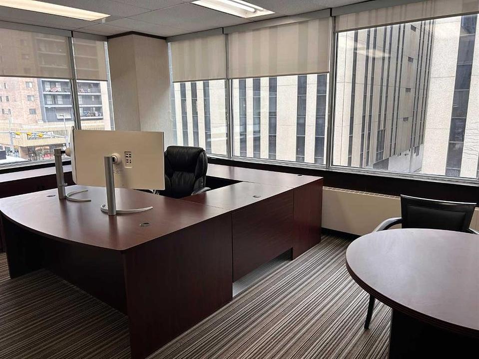 300 - 900 6 Avenue Southwest, Calgary, AB