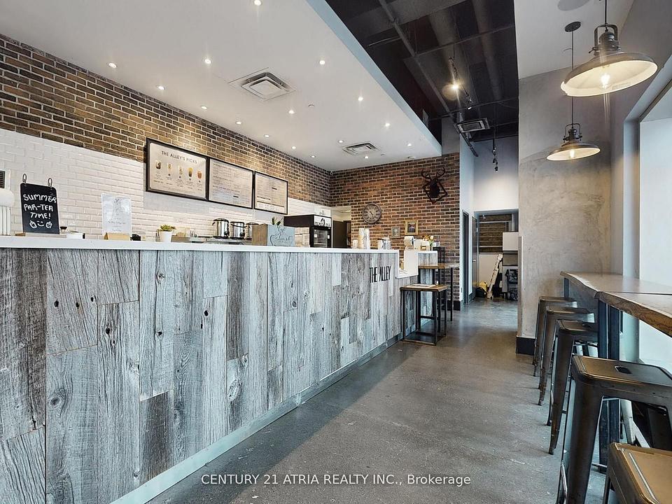 1 - 382 Yonge Street, Toronto, ON