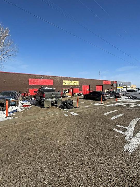 Unit 2 - 1641 Highway Avenue Southeast, Redcliff, AB
