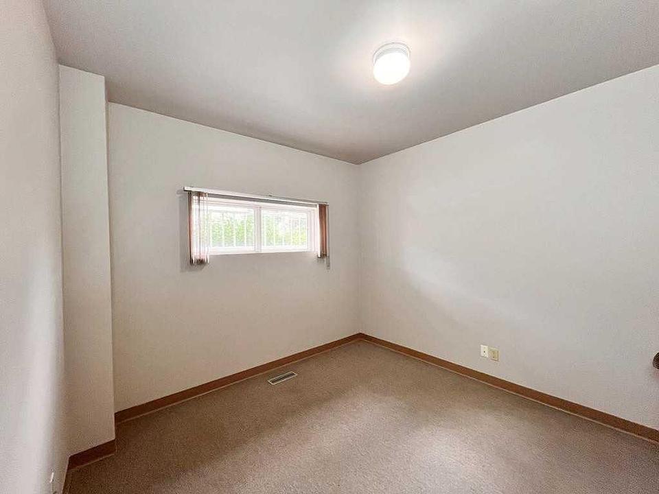 4131 Bow Trail Southwest, Calgary, AB