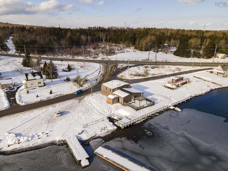 29 Hillside Boularderie Road, Groves Point, NS