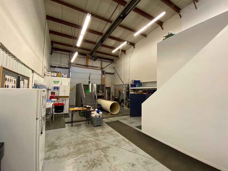 598 Industrial Road East, Millicent, AB