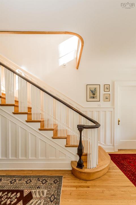 12 Linden Avenue, Wolfville, NS