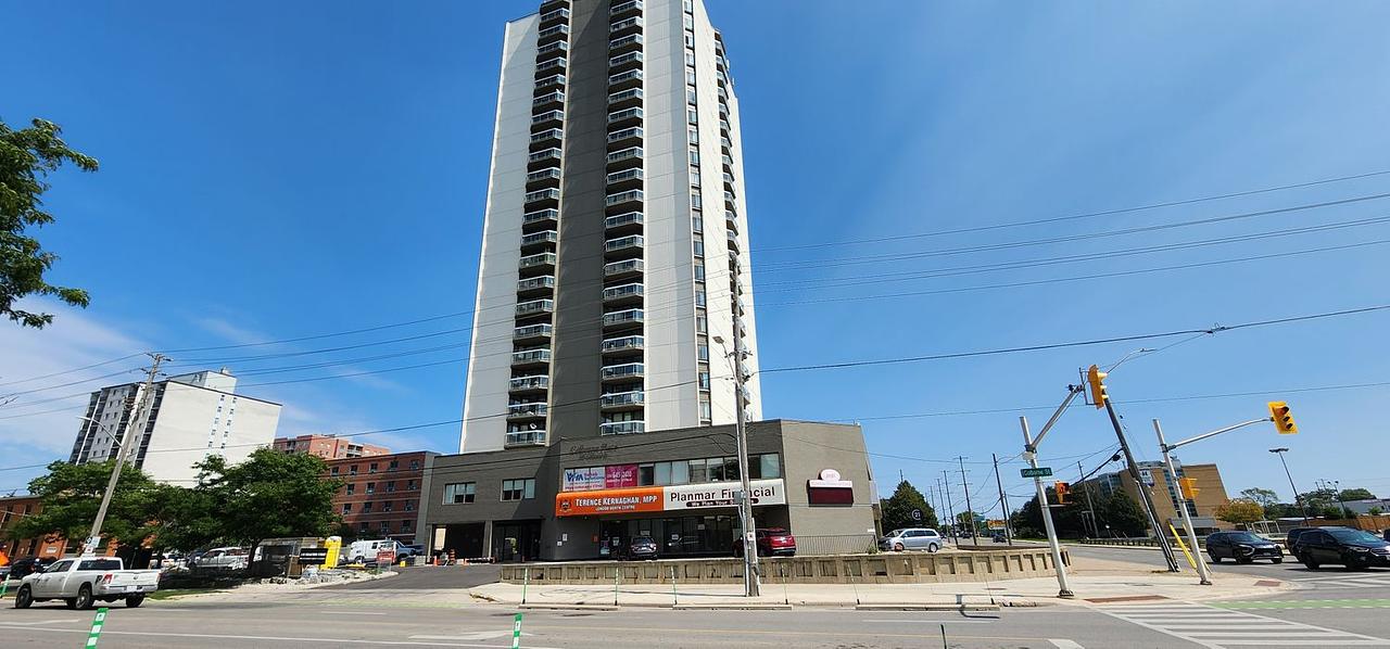 101 - 400 York Street, London, ON