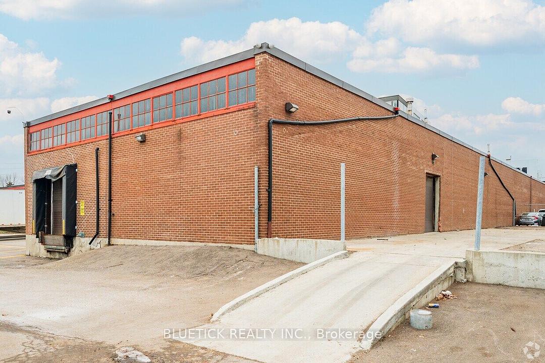 3 - 25 Tangiers Road, Toronto, ON