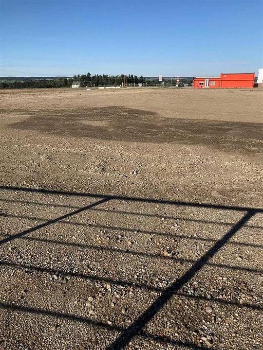 100 3 Street West, Beaverlodge, AB