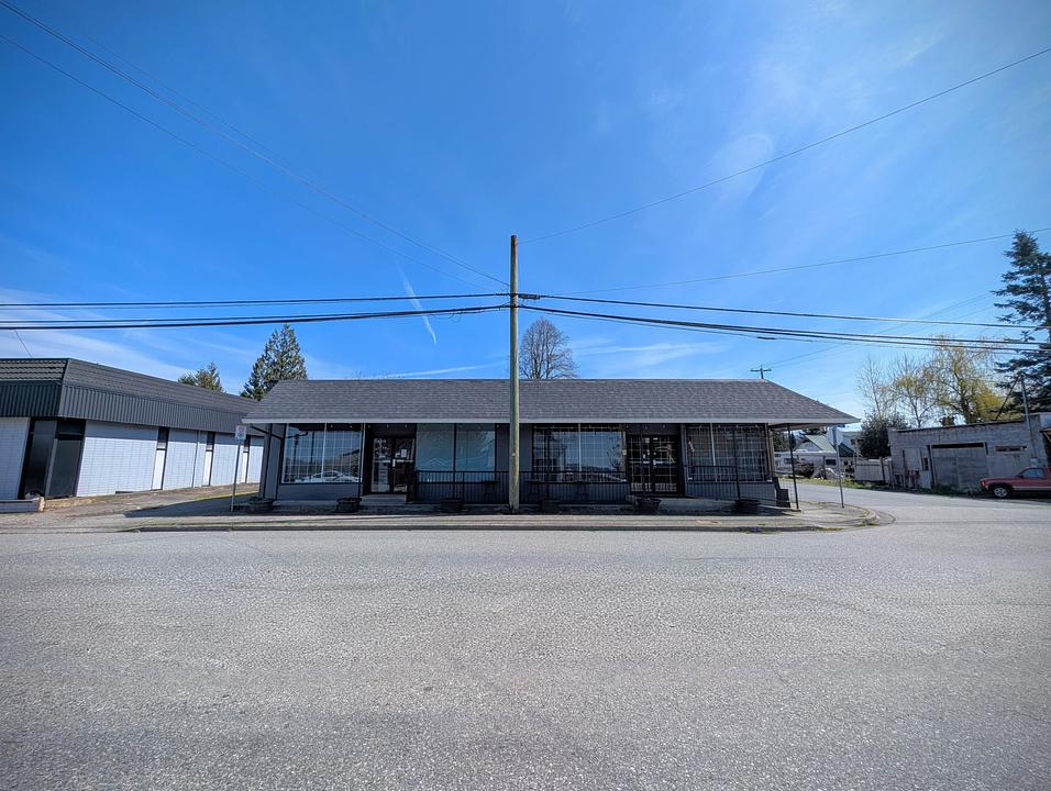 5814 Riverside Street, Abbotsford, BC