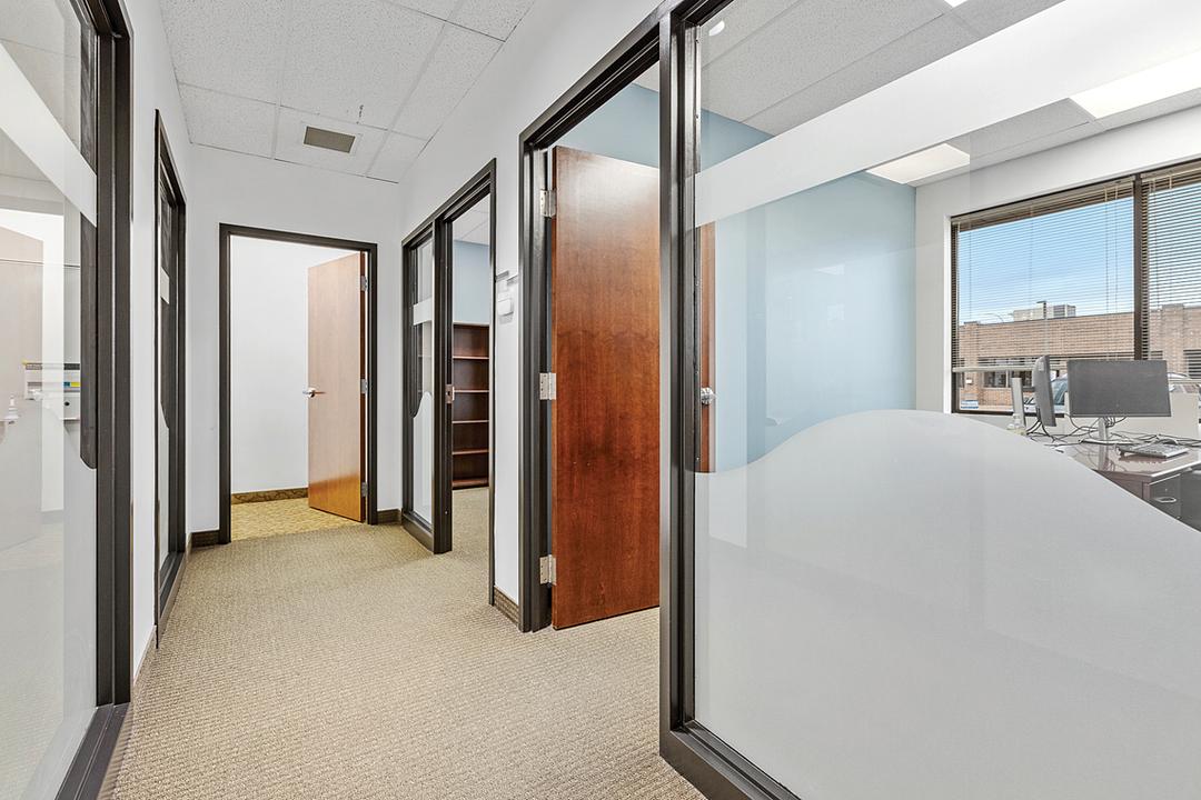 300 - 179 Colonnade Road, Ottawa, ON