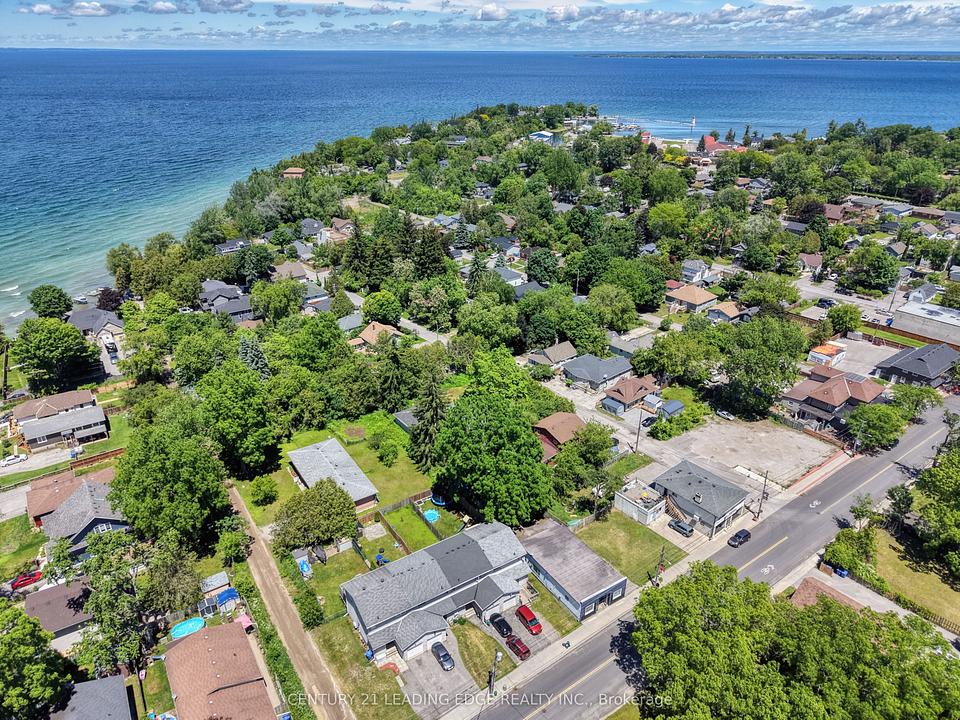 916 Lake Drive East, Georgina, ON