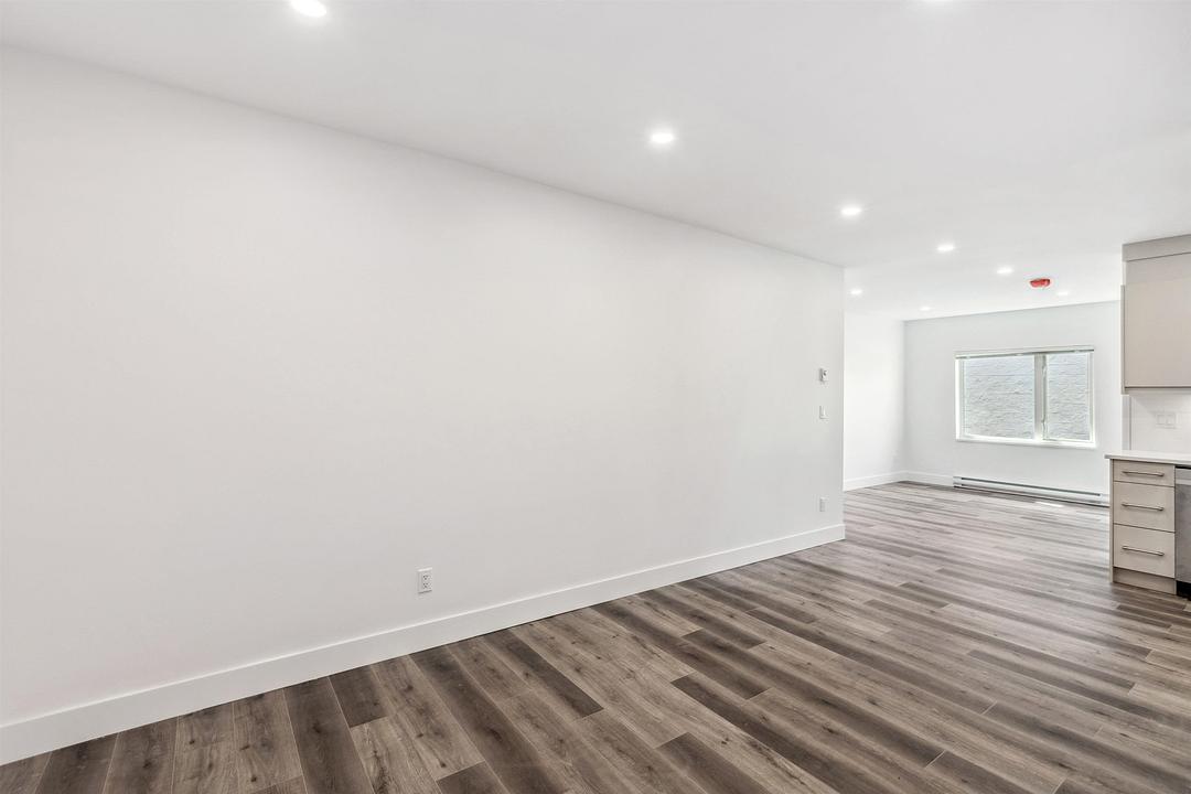 1635 Marine Drive, North Vancouver, BC