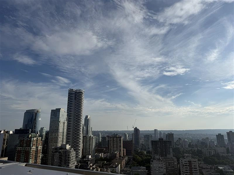 300 - 745 Thurlow Street, Vancouver, BC