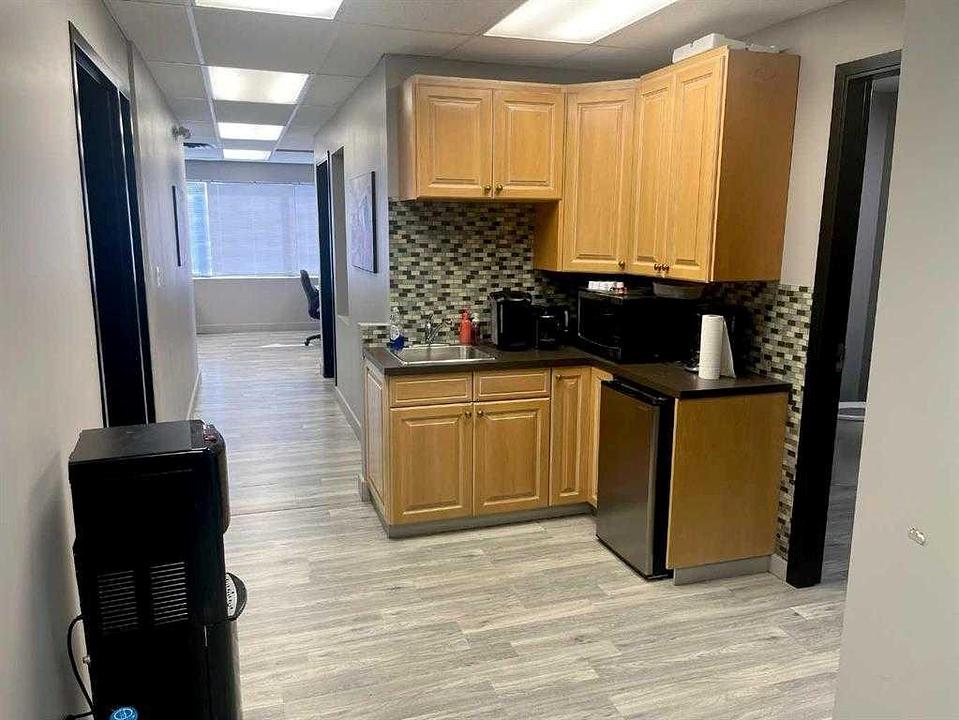 10 - 12221 44 Street Southeast, Calgary, AB