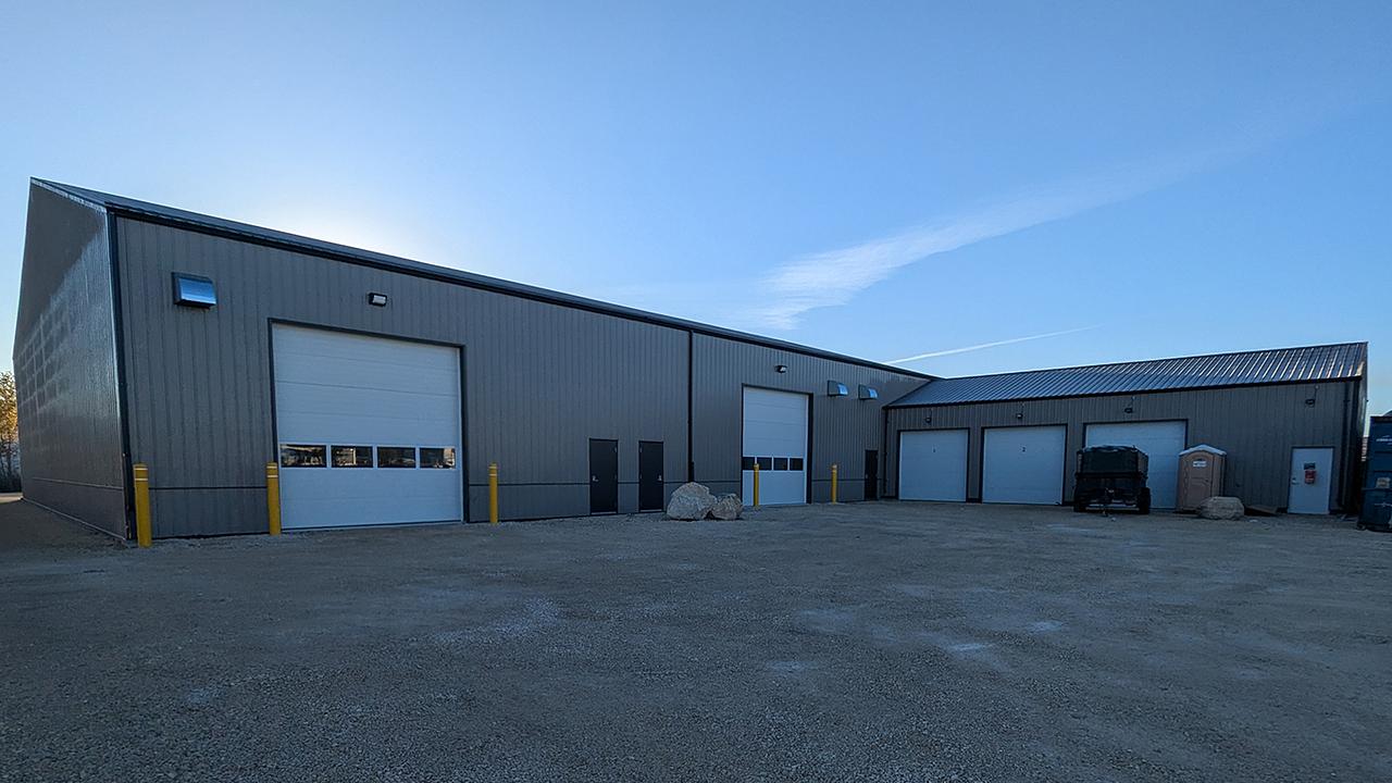 17 Don Valley Parkway, Oakbank, MB