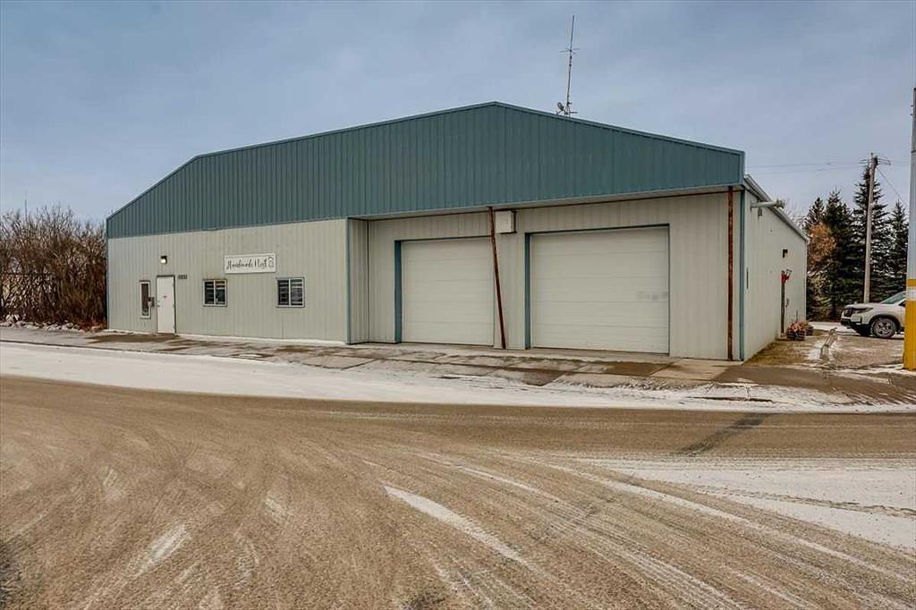 4831 Main Street, Alix, AB