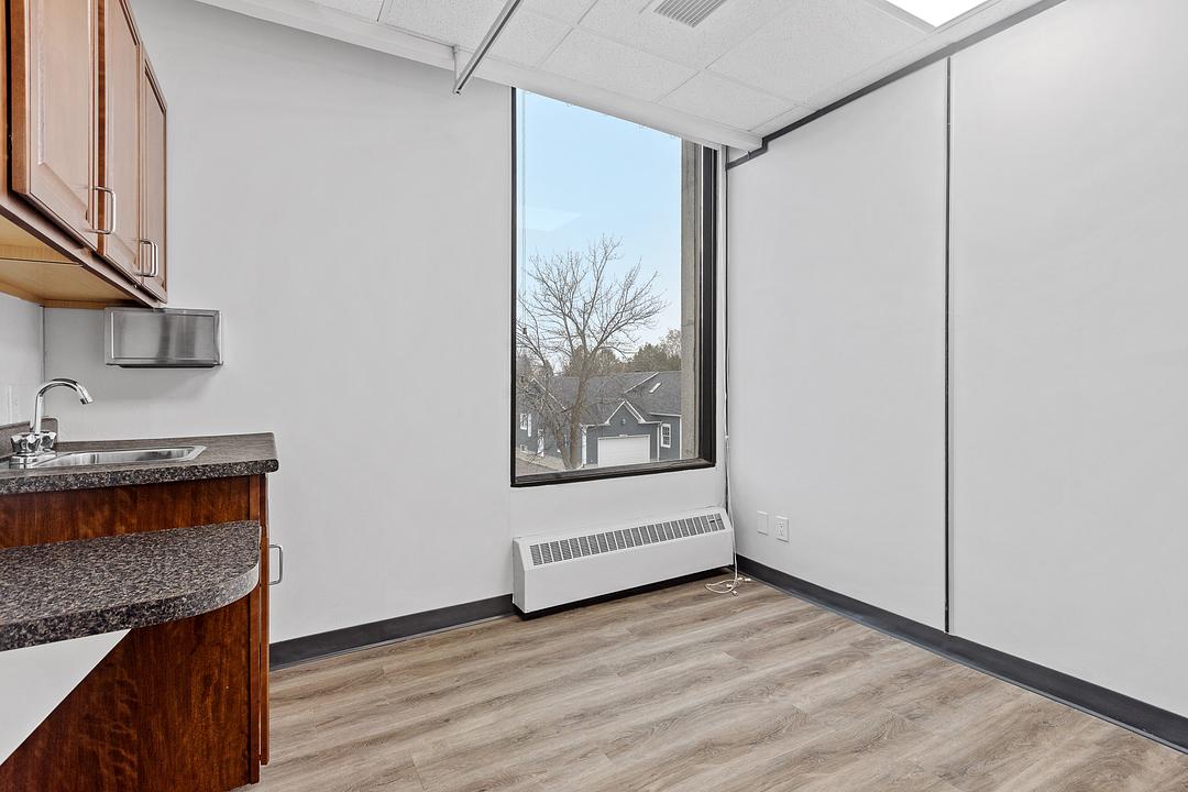 2555 Saint Joseph Boulevard, Ottawa, ON