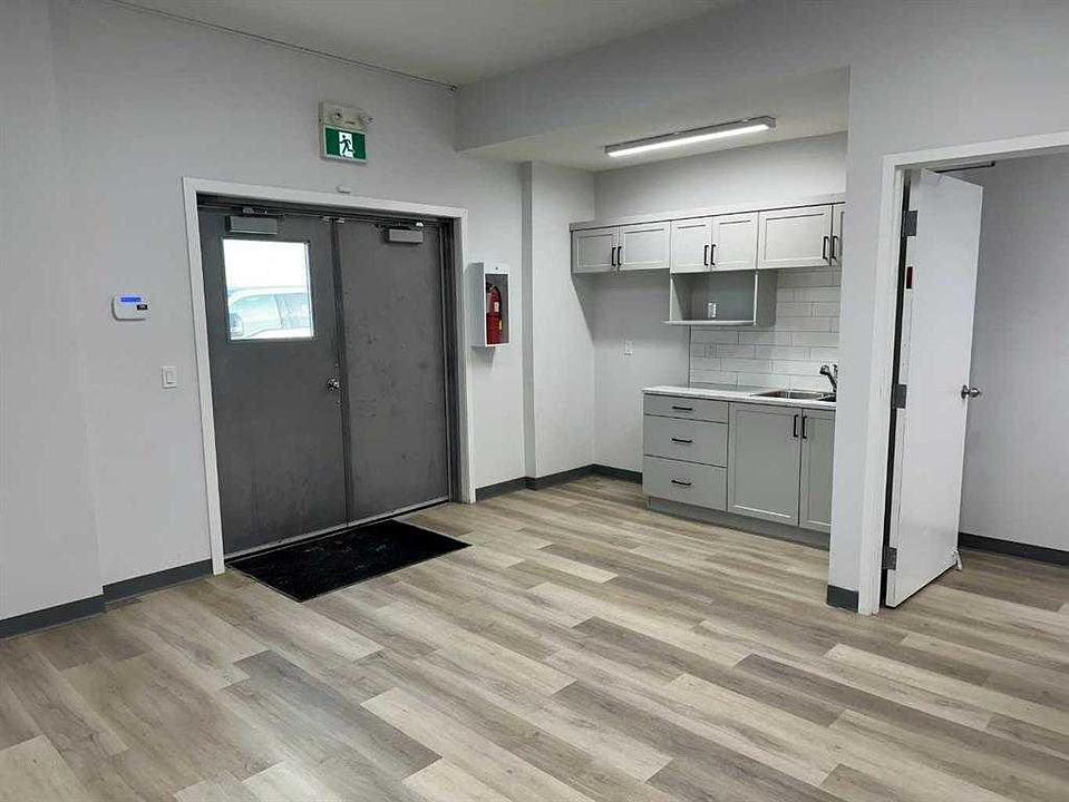 101 - 11706 104 Avenue, Grande Prairie, AB