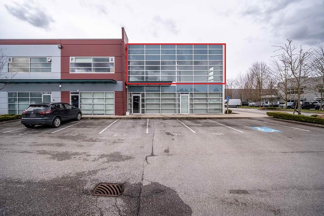201 - 5108 North Fraser Way, Burnaby, BC