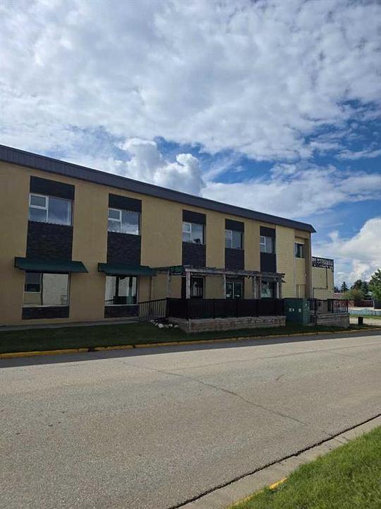 1800 Pine Plaza Road, Grande Cache, AB