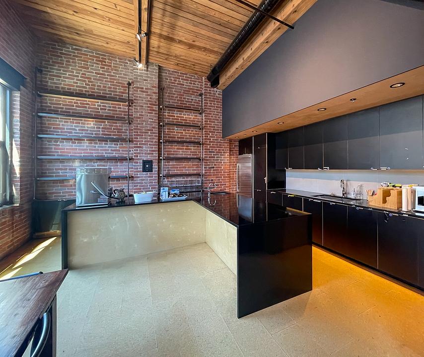 1028 Hamilton Street, Vancouver, BC
