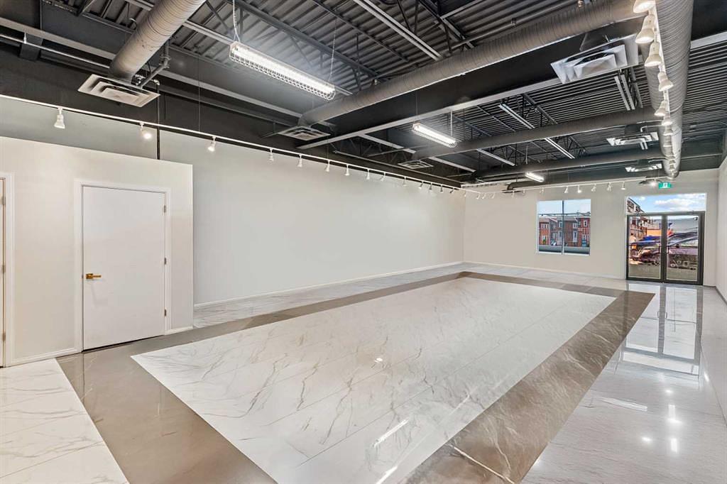 53 - 3131 27 Street Northeast, Calgary, AB
