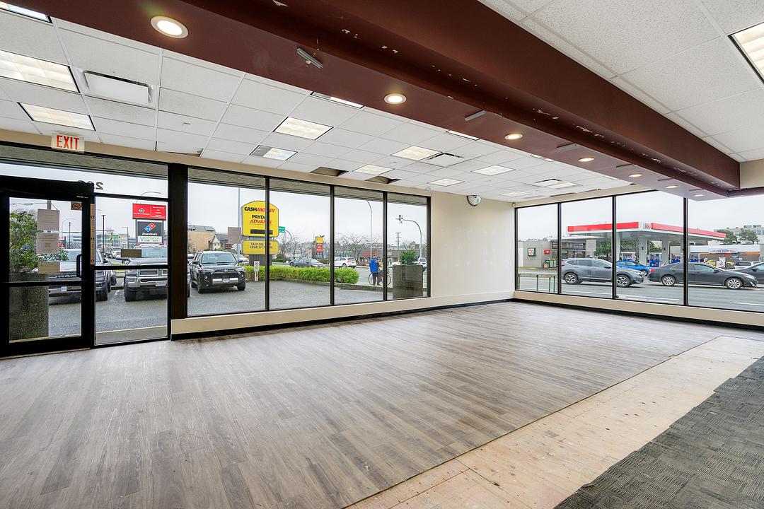 202 - 3214 Douglas St, Victoria, BC
