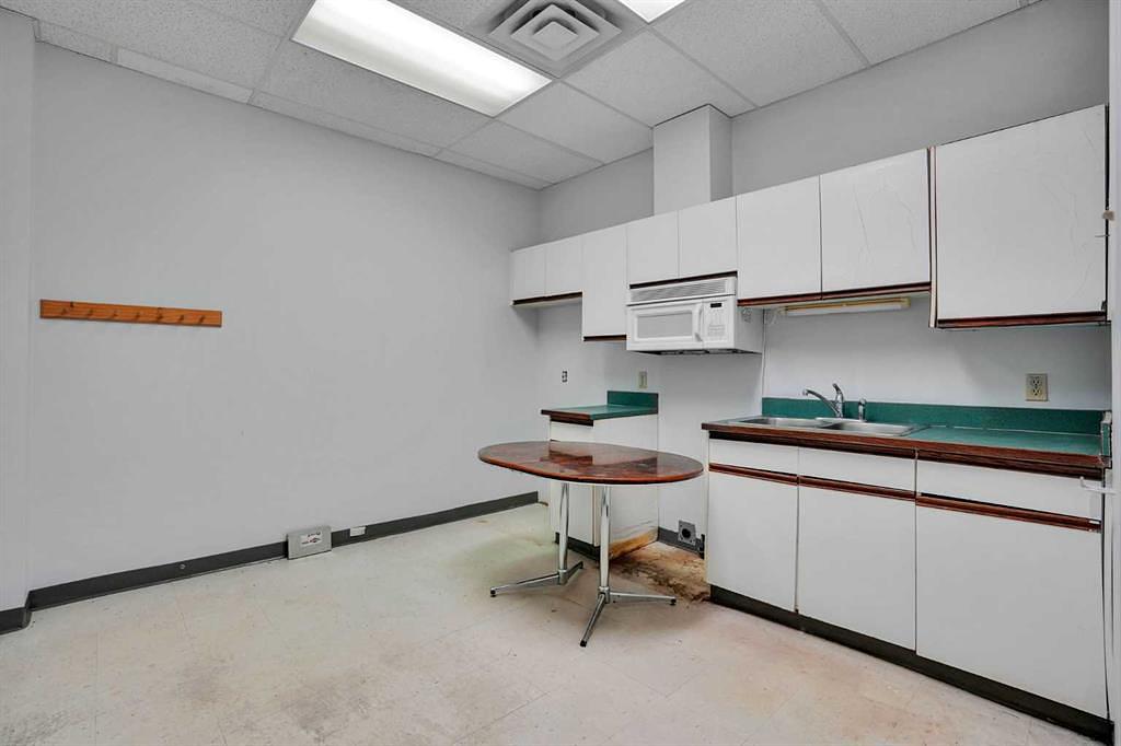 1350 11 Avenue Southwest, Calgary, AB