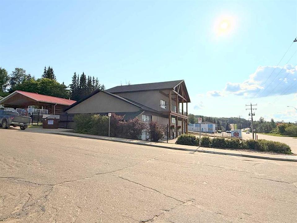 5302 50 Avenue, Athabasca, AB