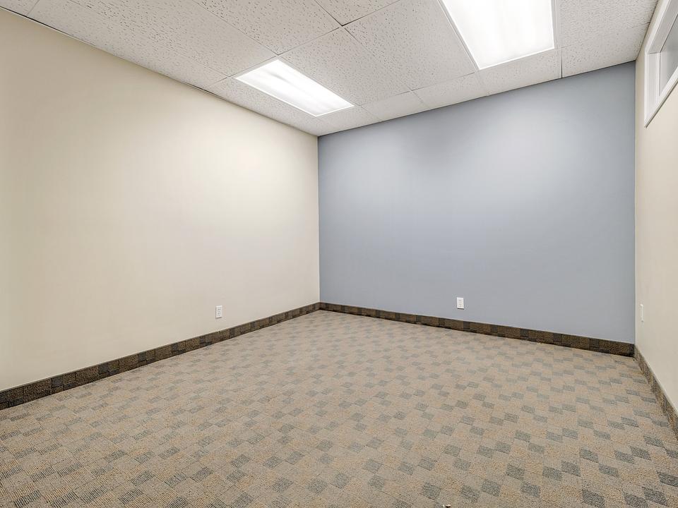 200 - 120 8 Street South, Lethbridge, AB