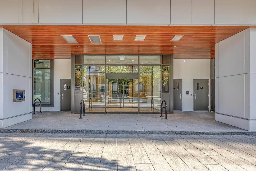 701 - 2992 Glen drive, Coquitlam, BC