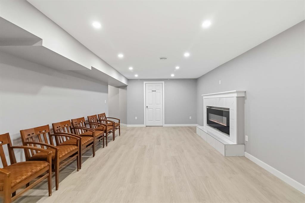 98 Hill Drive, Fort McMurray, AB