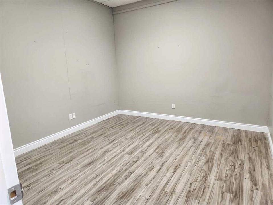 116 - 4402 52 Avenue, Lloydminster, AB