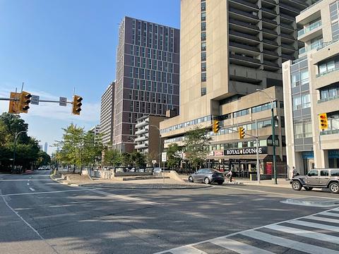 720 Spadina Avenue, Toronto, ON