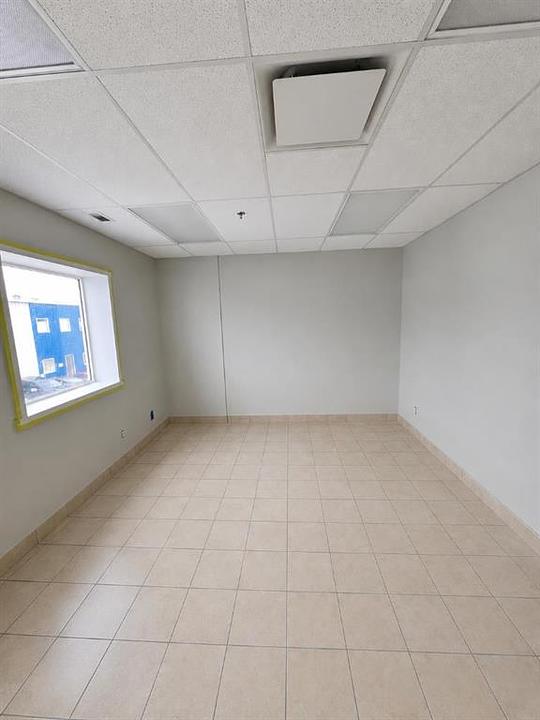 2128 - 8800 Venture Avenue Southeast, Calgary, AB