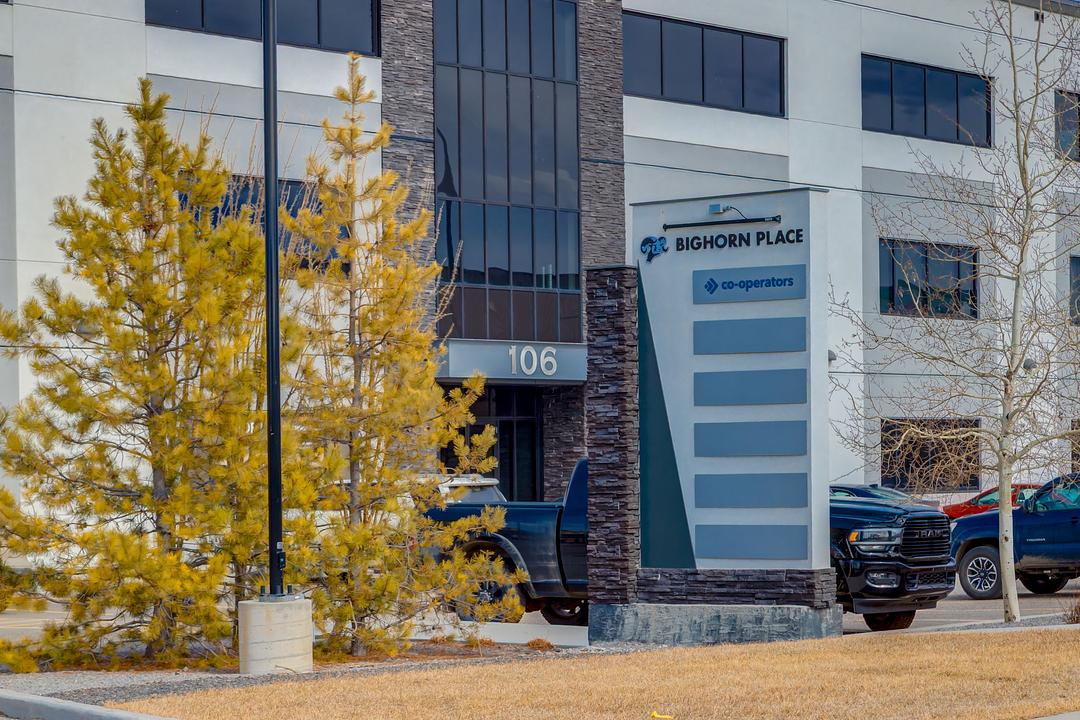 103 - 106 Southbank Road, Okotoks, AB