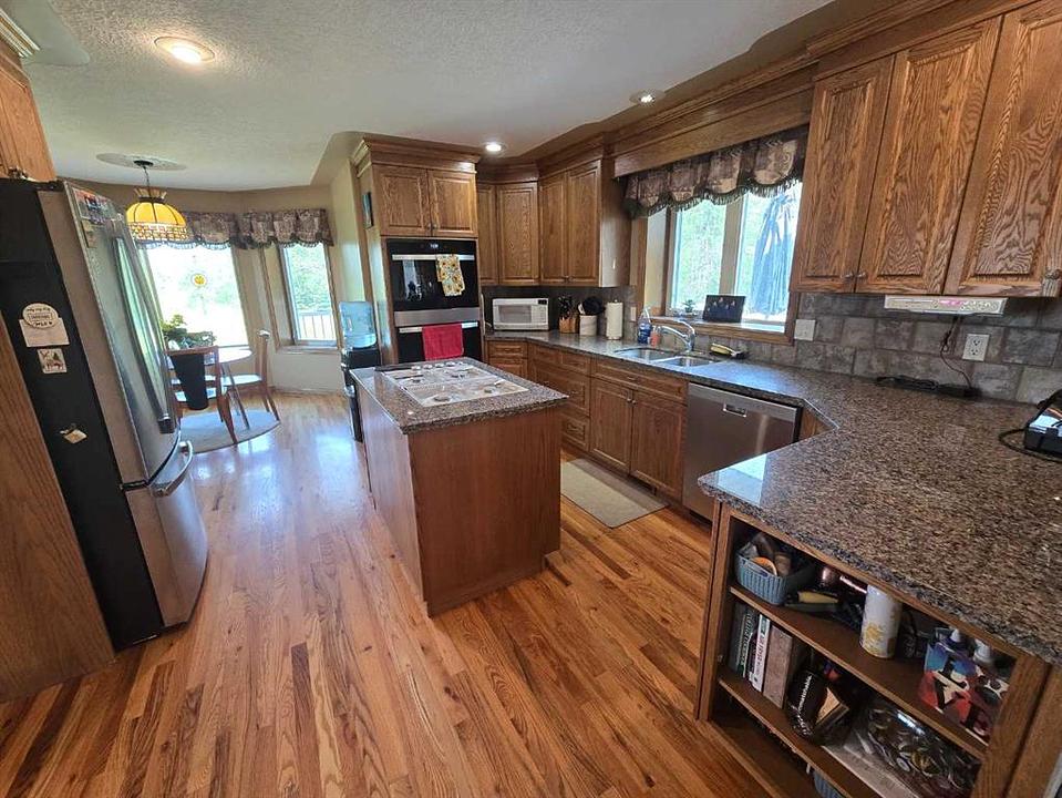 28244 Alberta 590, Innisfail, AB