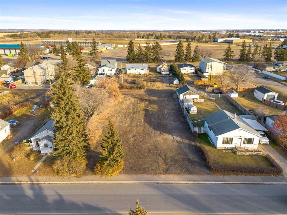 5509 50 Avenue, Lloydminster, SK