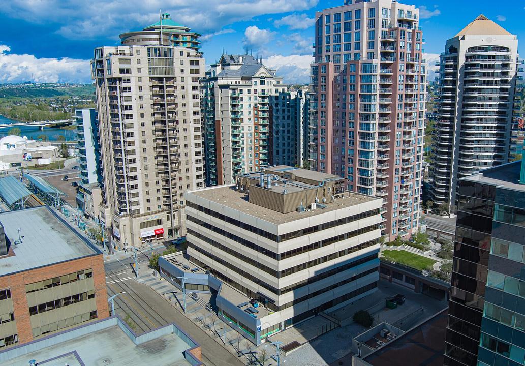 105 - 1040 7 Avenue Southwest, Calgary, AB
