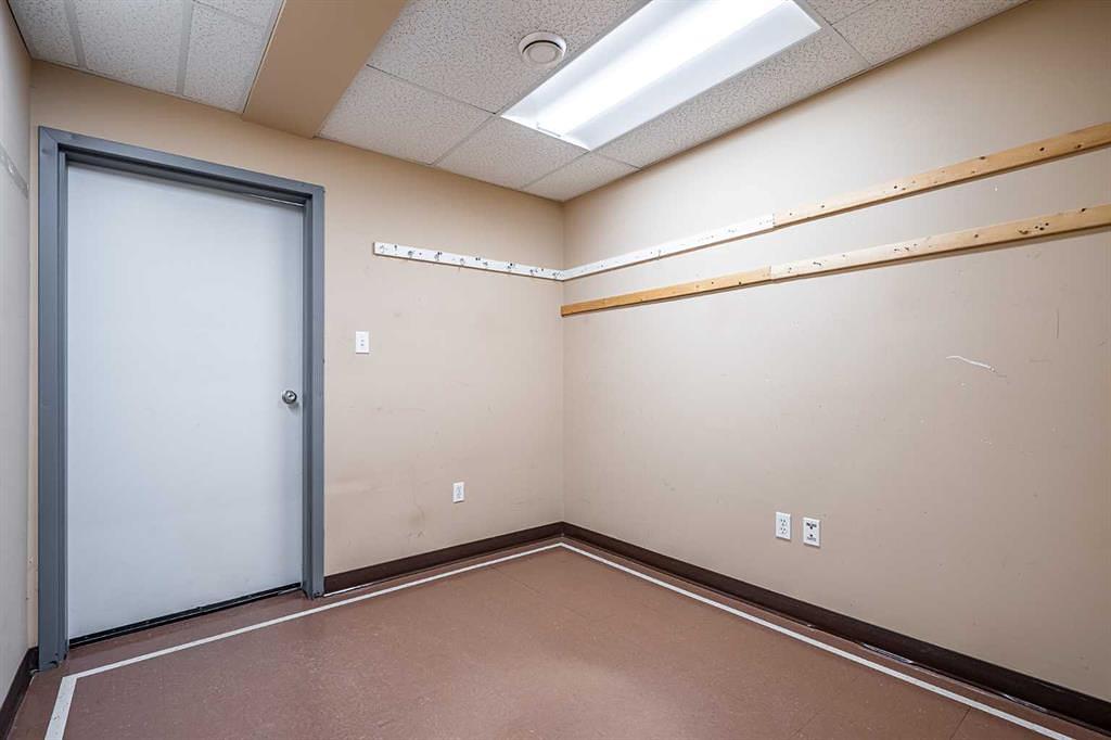 1,2,3 - 5914 51 Avenue, Lloydminster, AB