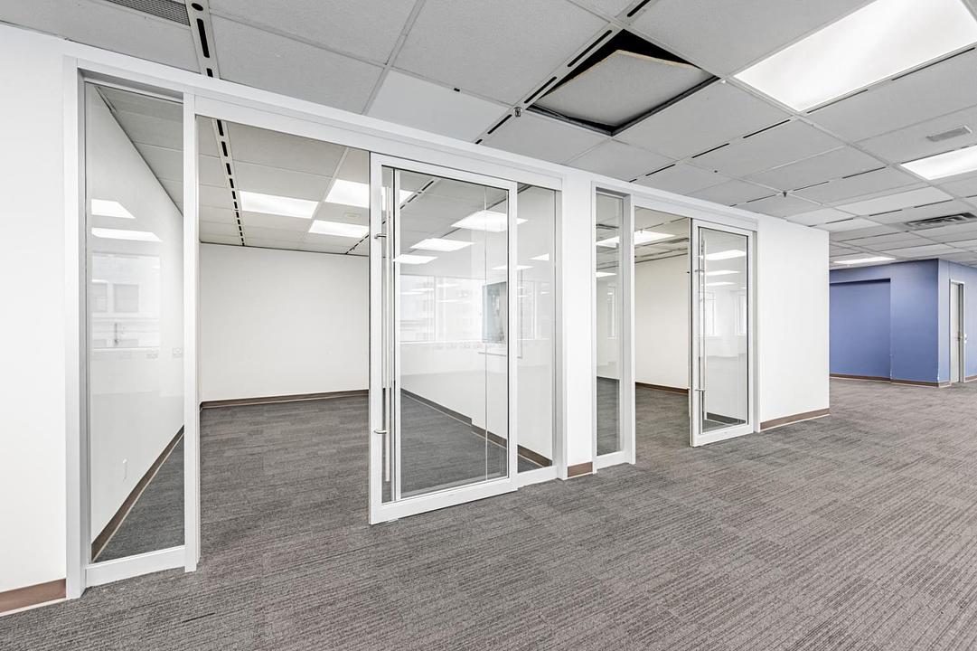 600 - 4 King Street West, Toronto, ON