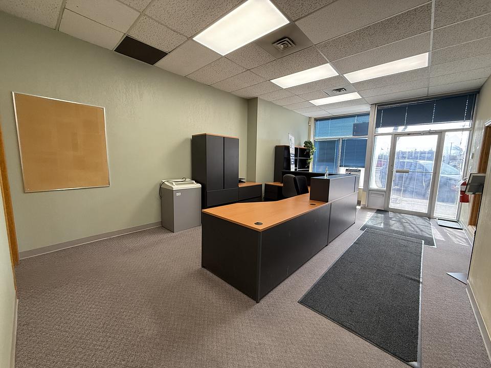 B - 4730 50 Street, Red Deer, AB
