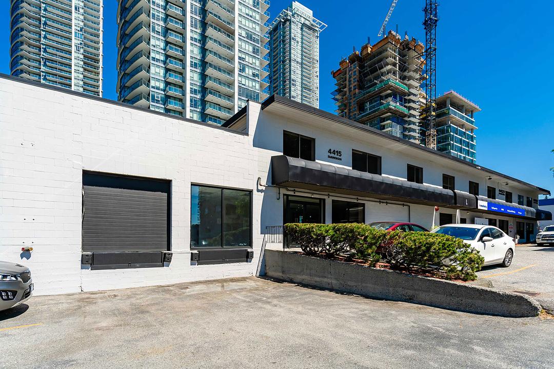 Main & Mezz - 4415 Dawson St, Burnaby, BC