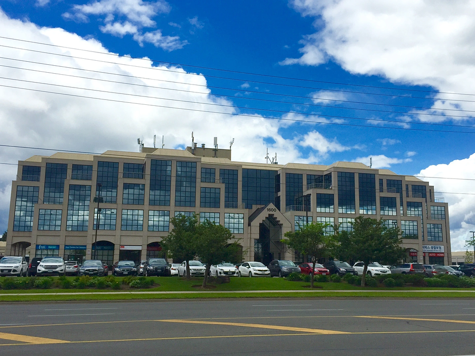 418 - 1600 Steeles Avenue West, Vaughan, ON