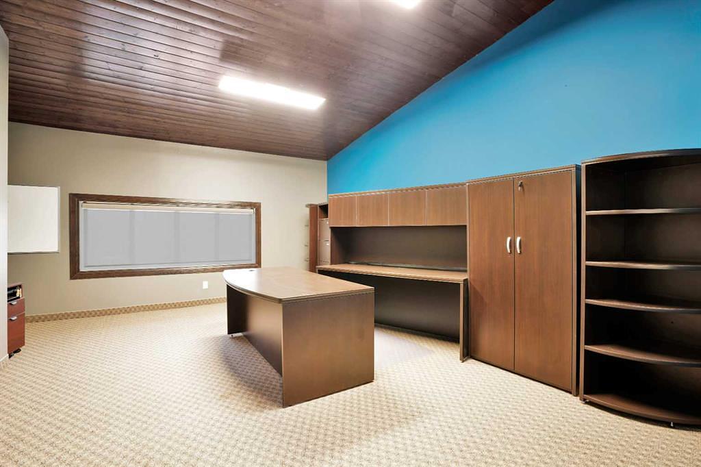 4407 45A Avenue, Rocky Mountain House, AB