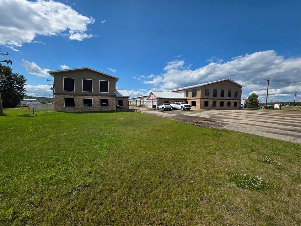 5012 Caxton Street West, Whitecourt, AB