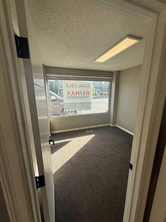 5912 54 Avenue, Red Deer, AB
