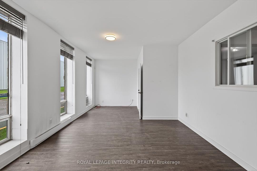 10 - 2295 Stevenage Drive, Ottawa, ON